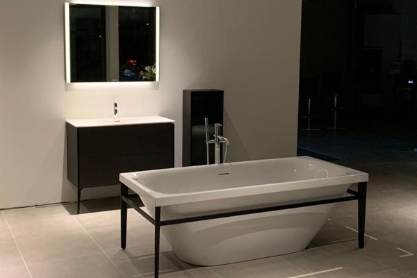 bathroom-showroom-new
